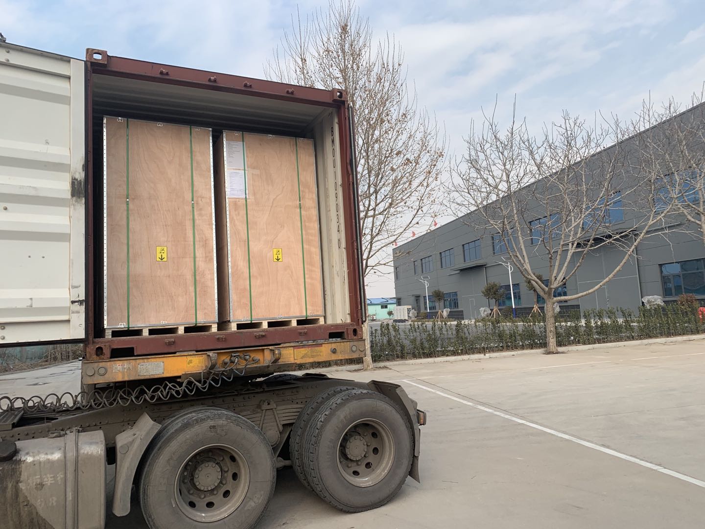 新年伊始，出口英国货物发车(图4)